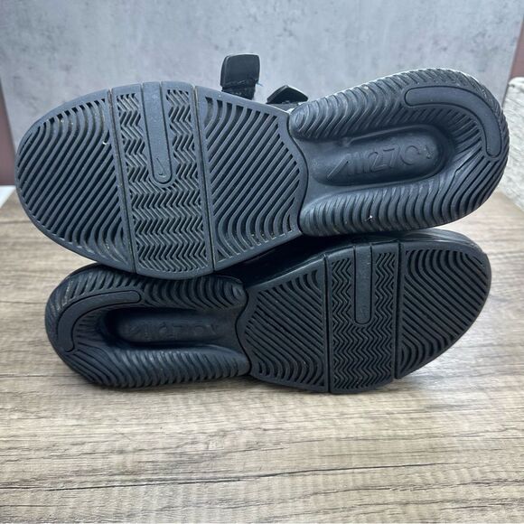 Nike~Men’s~Air Edge 270 Triple Black Sneakers~Size 7 - Picture 7 of 8